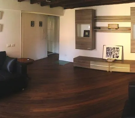 Casa Calle Frezzeria * Venice