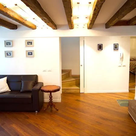 Casa Calle Frezzeria Apartment
